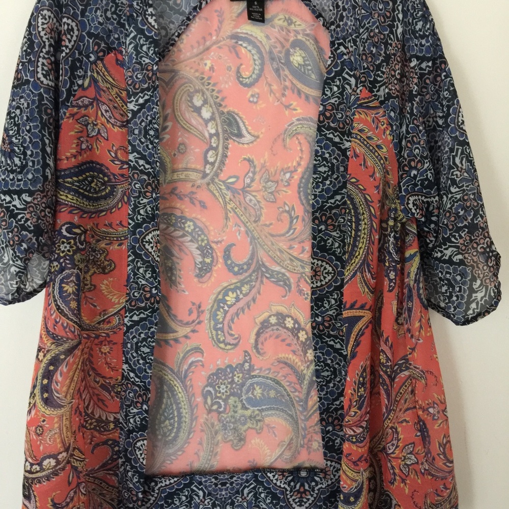 Style & Company Top. Coral & Navy